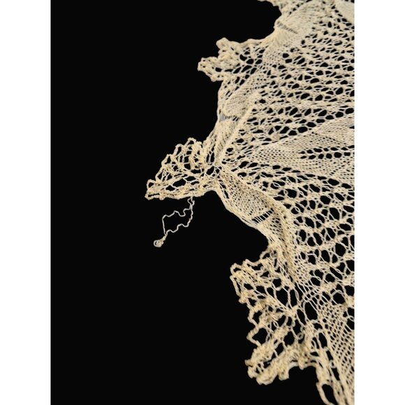 Antique Large yellow doily 24" Knitted Lace Table Cloth Textiles delicate - Picture 8 of 10